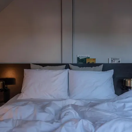 Boheme House 4*
