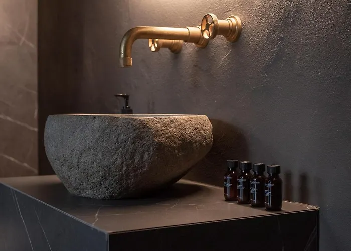 Boheme House 公寓式酒店 4*