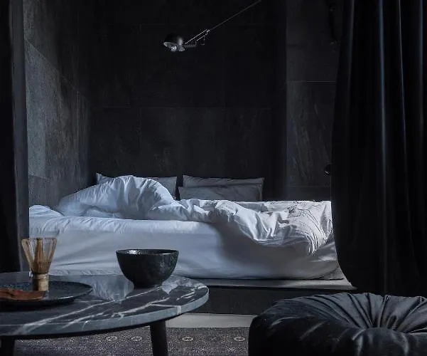 Boheme House 4* 考纳斯